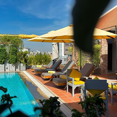 Jaya Suites Hotel Phnom Penh Exterior photo