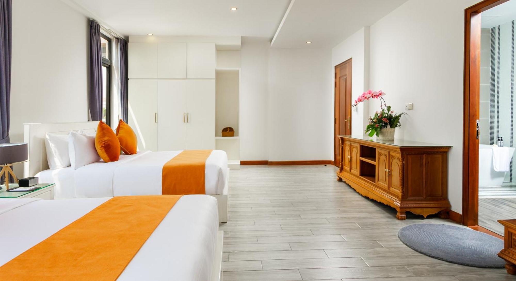 Jaya Suites Hotel Phnom Penh Exterior photo