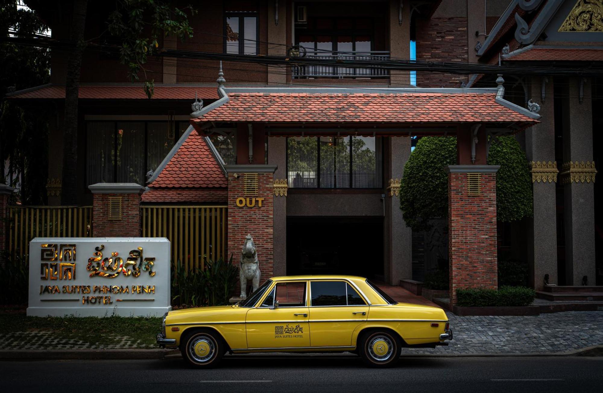 Jaya Suites Hotel Phnom Penh Exterior photo