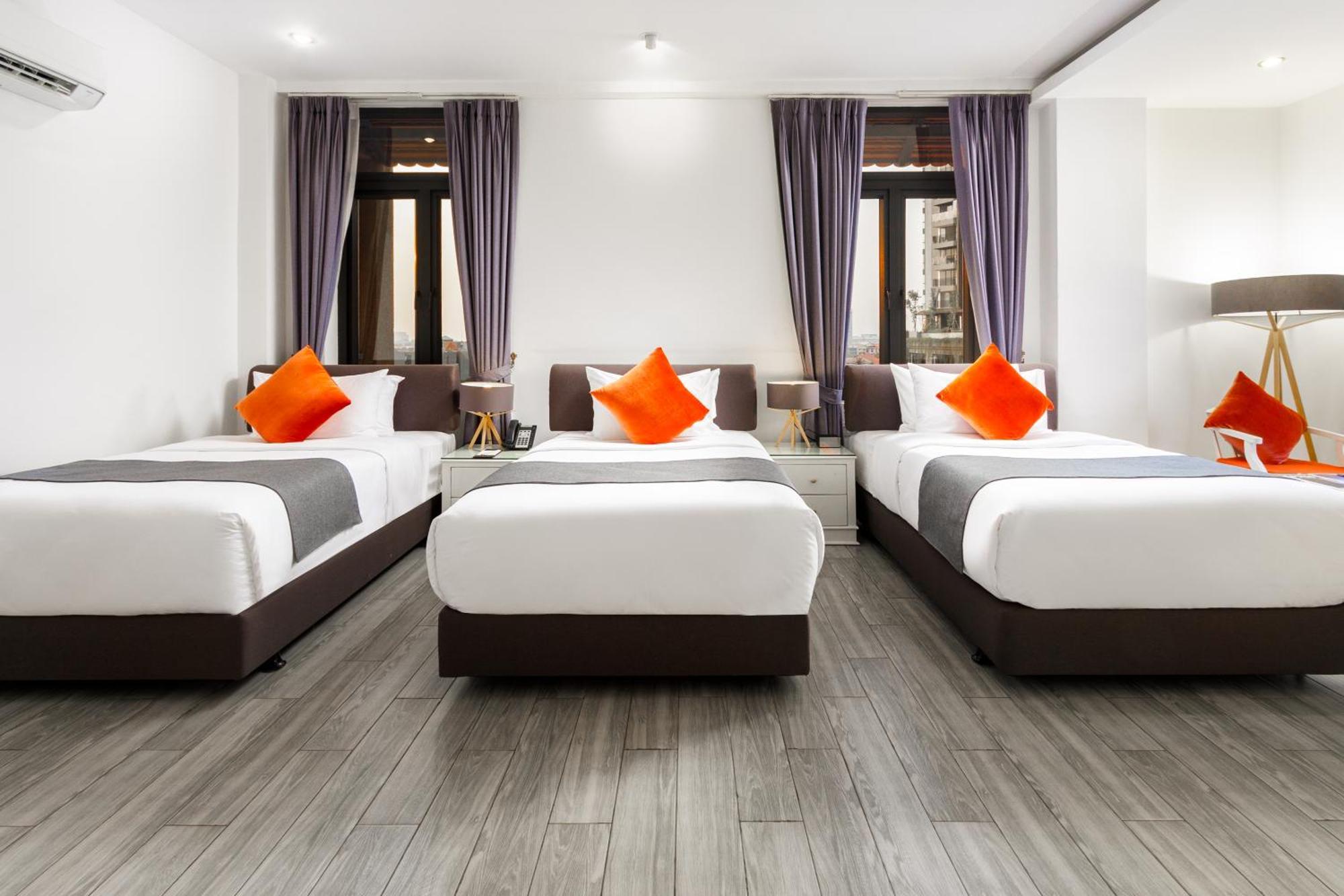 Jaya Suites Hotel Phnom Penh Exterior photo