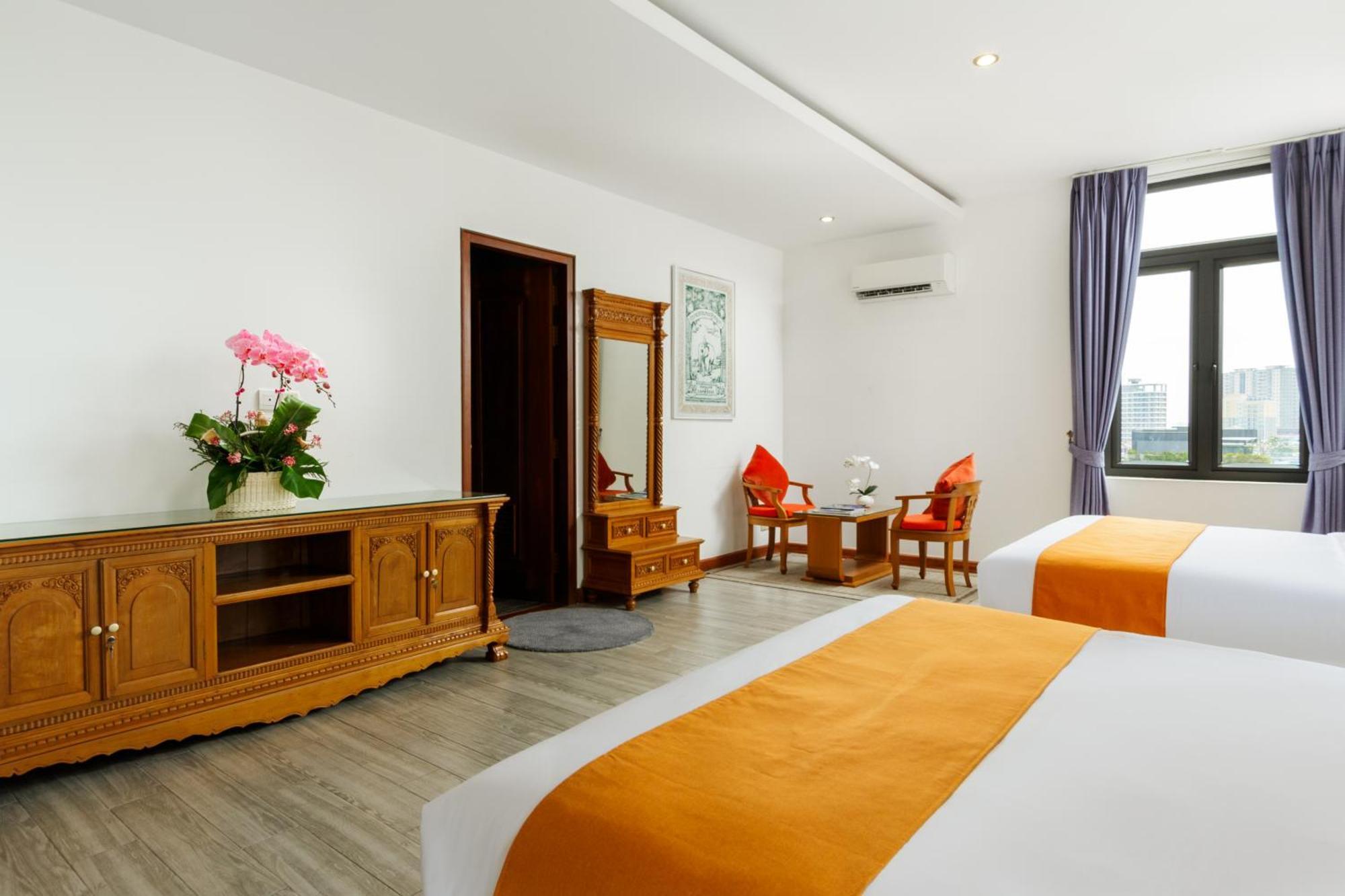 Jaya Suites Hotel Phnom Penh Exterior photo