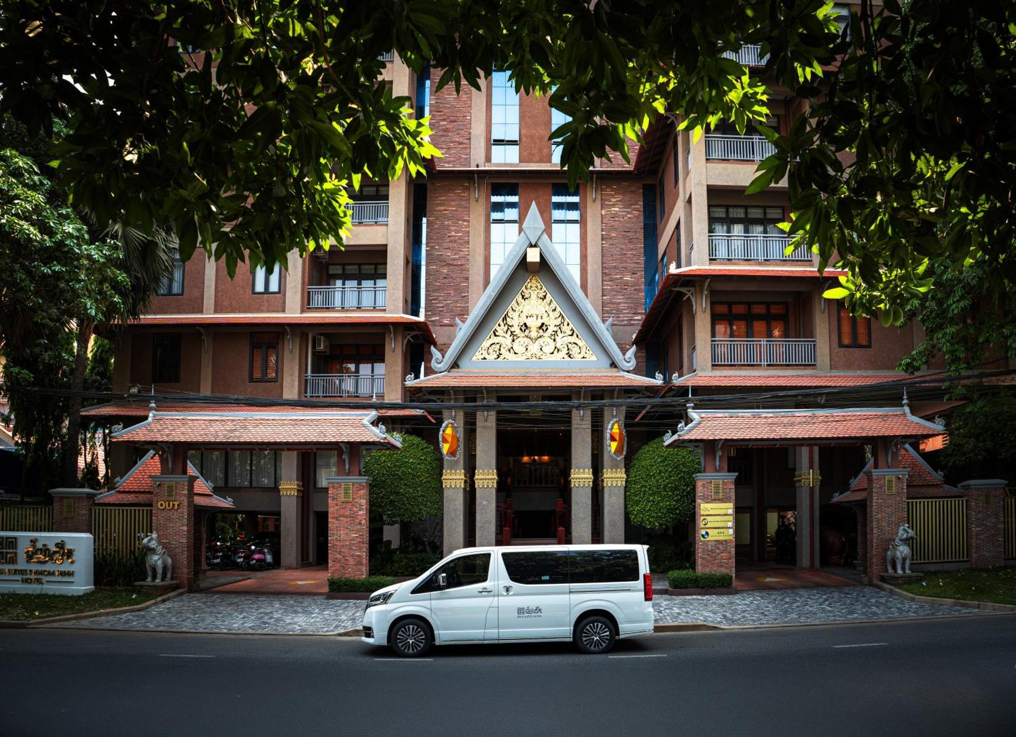 Jaya Suites Hotel Phnom Penh Exterior photo
