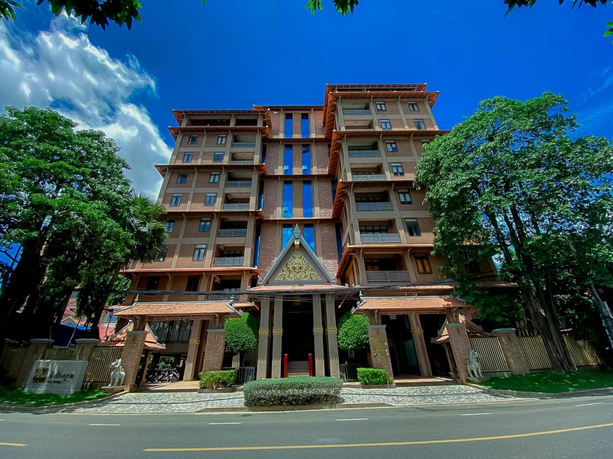 Jaya Suites Hotel Phnom Penh Exterior photo